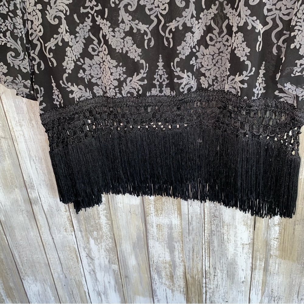 Entro Sheer Mesh Fringe Bottom Cropped Blouse Medium - Picture 3 of 5